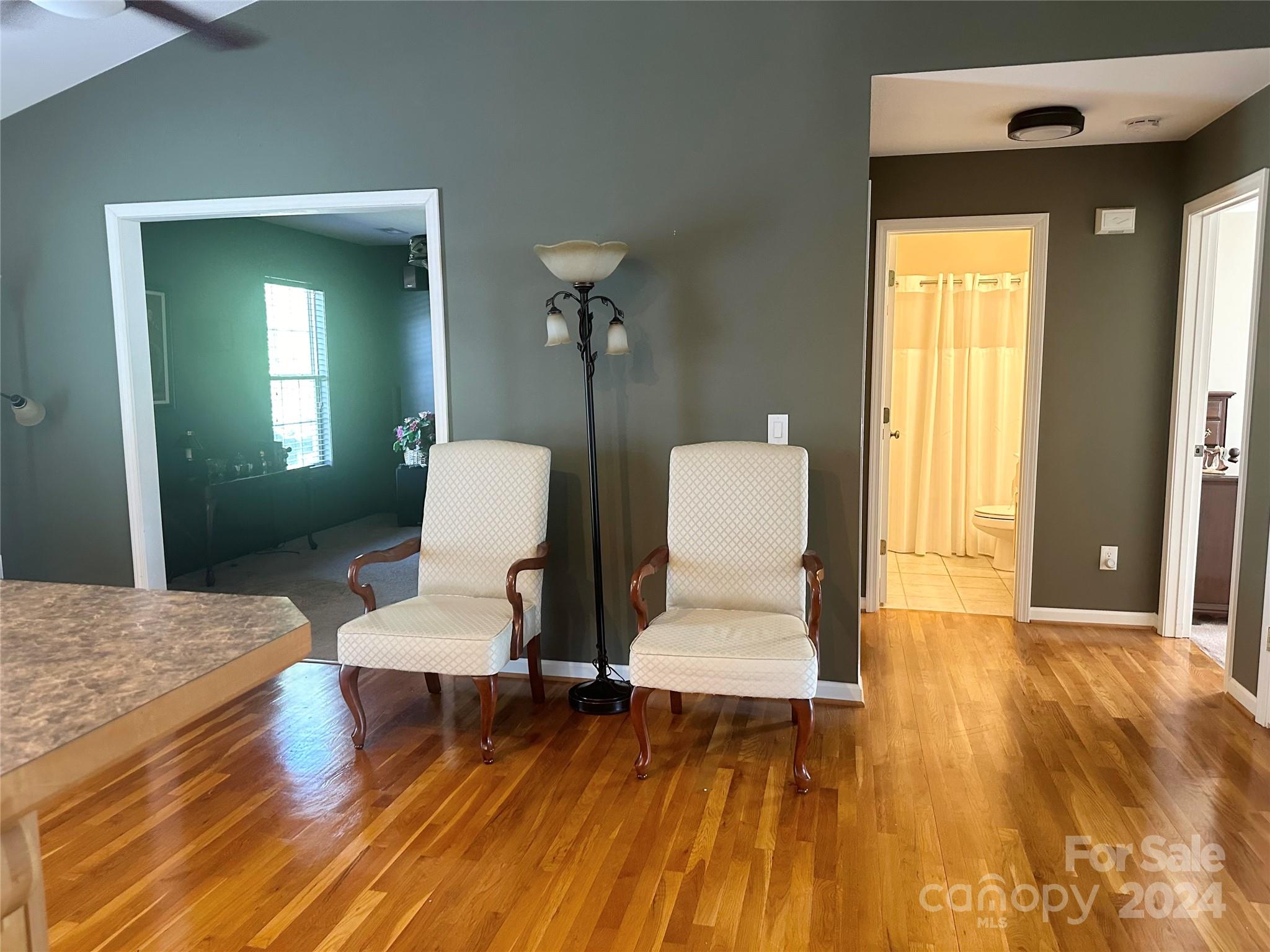 124 Deer Creek Drive