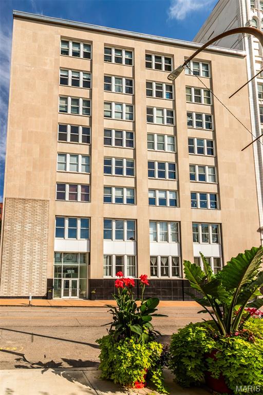 1511 Locust Street 304