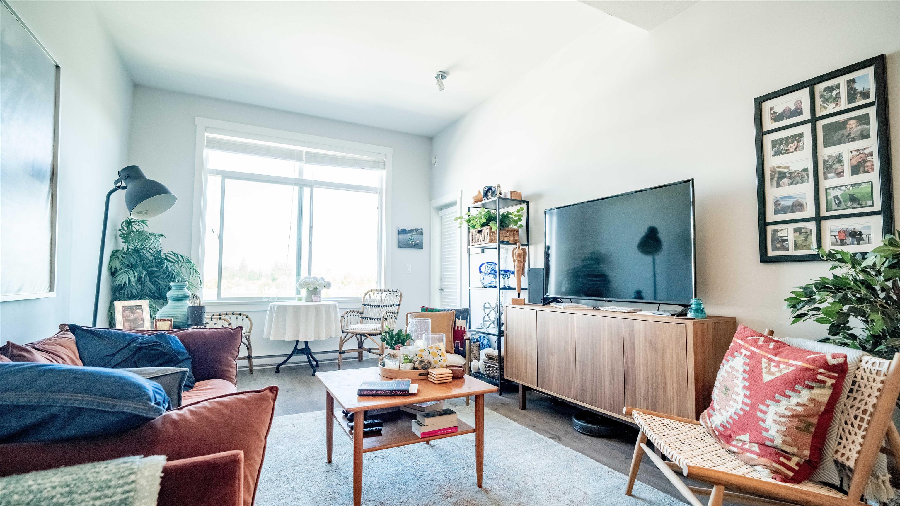 20696 Eastleigh Crescent 503