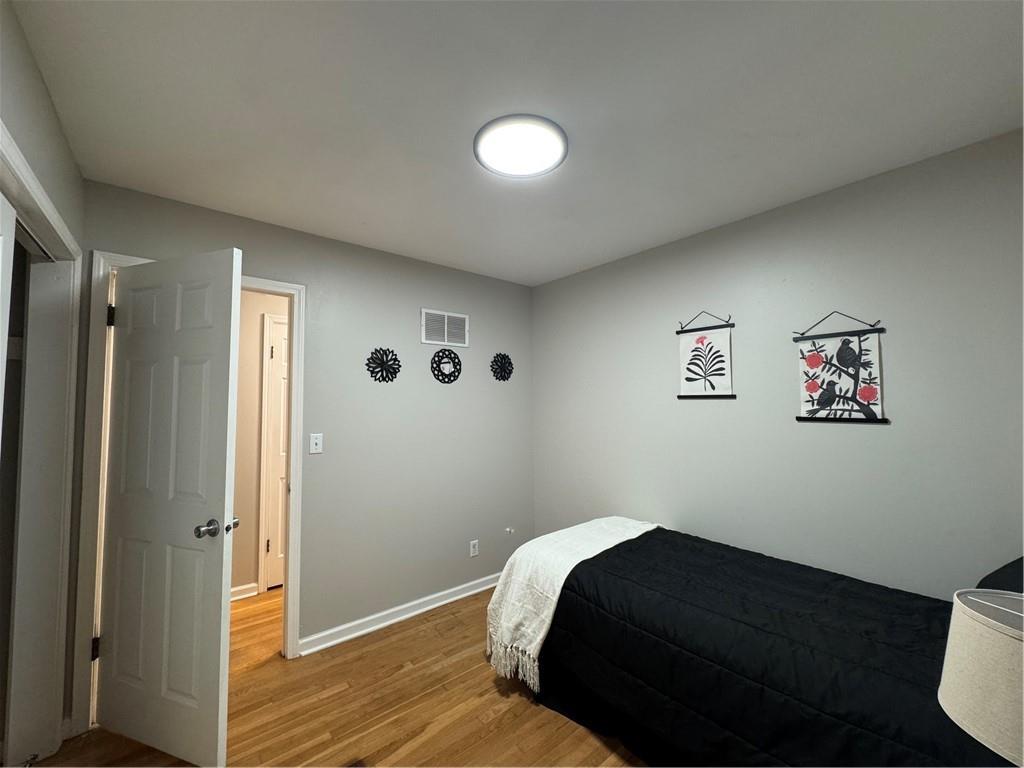 824 SW Pleasant Drive