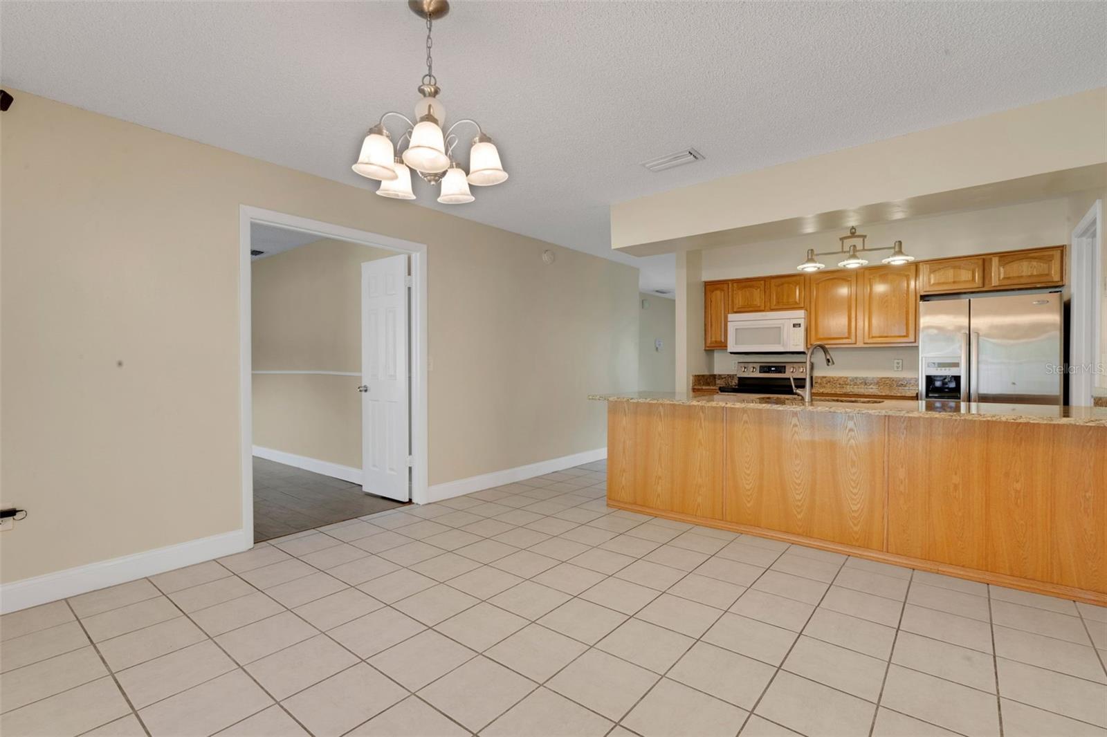 1606 Crystalview Trail
