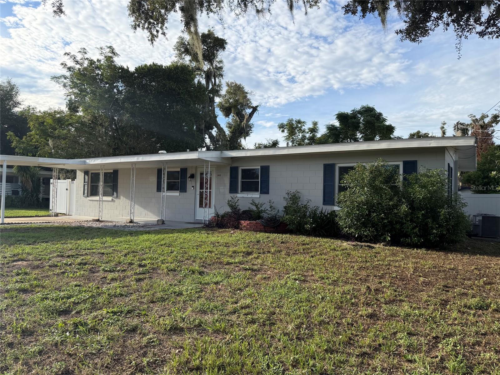 303 Windemere Avenue, Eustis, FL