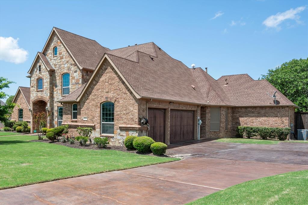 1038 Falcon Nest Drive