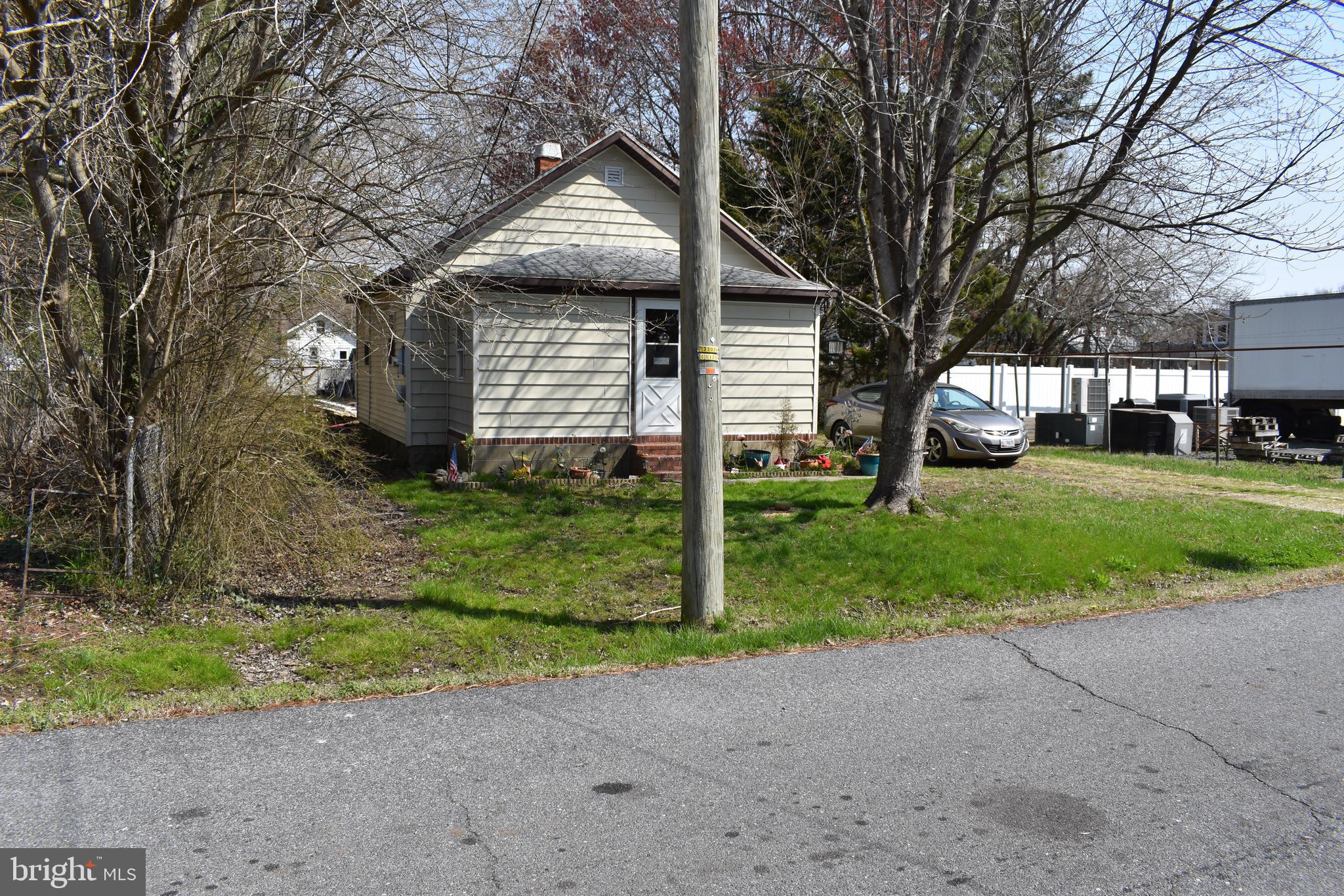 501 Harrington Ave  