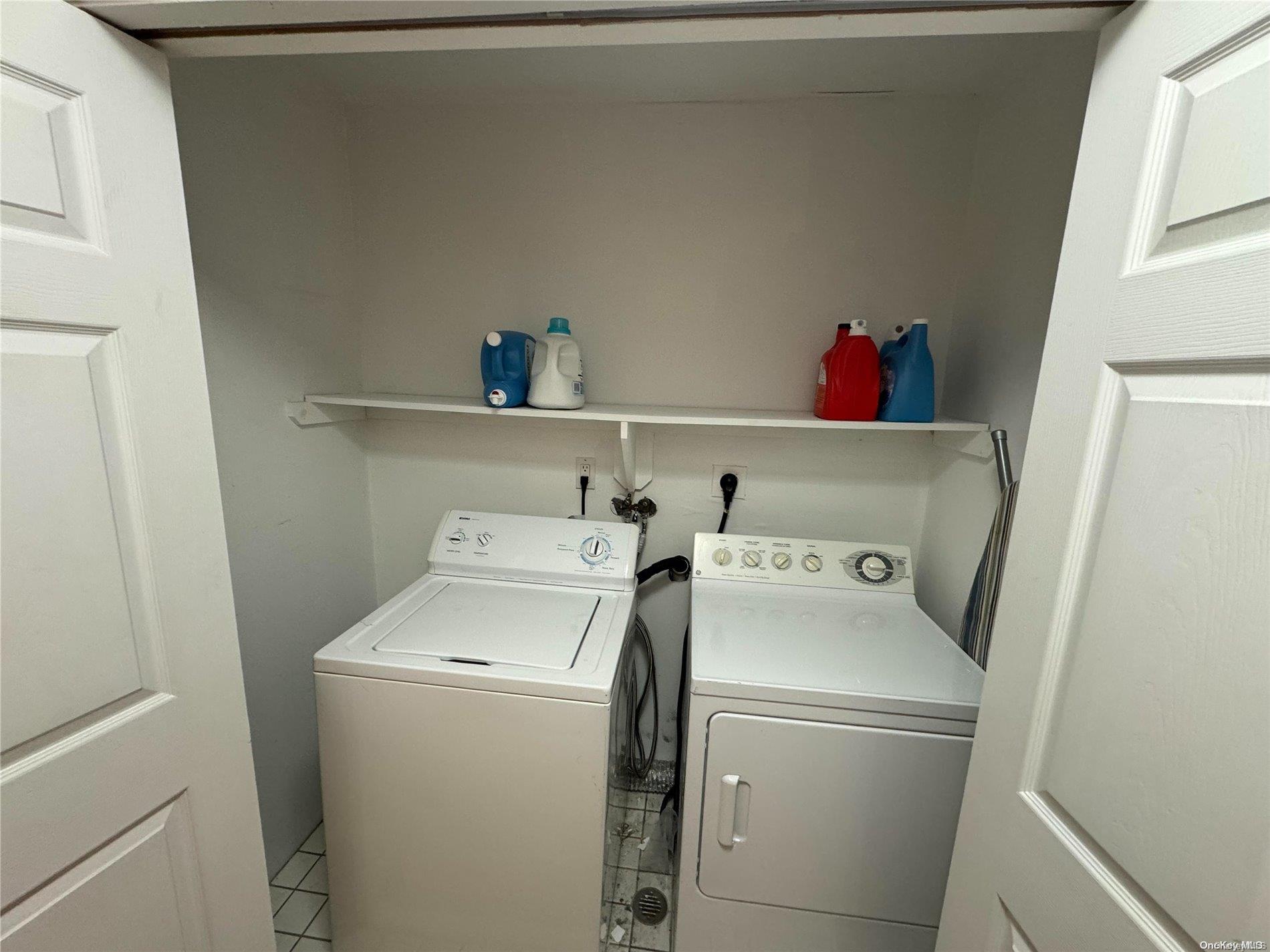 1717 Horatio Avenue 2nd Fl