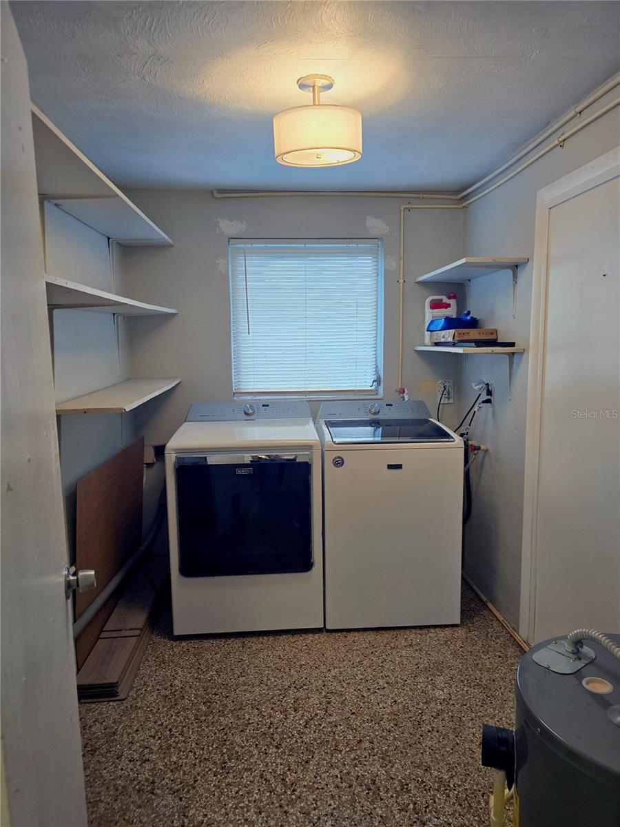 3421 W Abdella Street