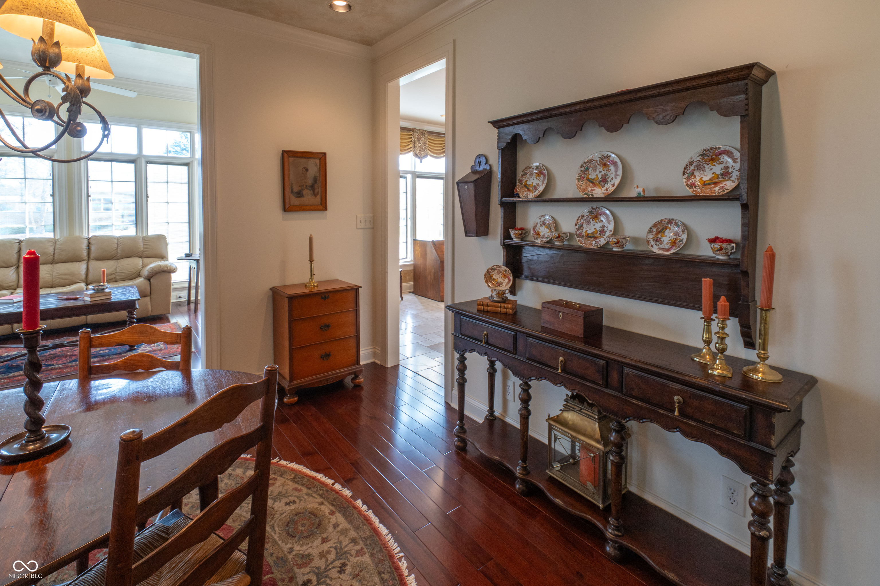 1700 Pathway Drive S