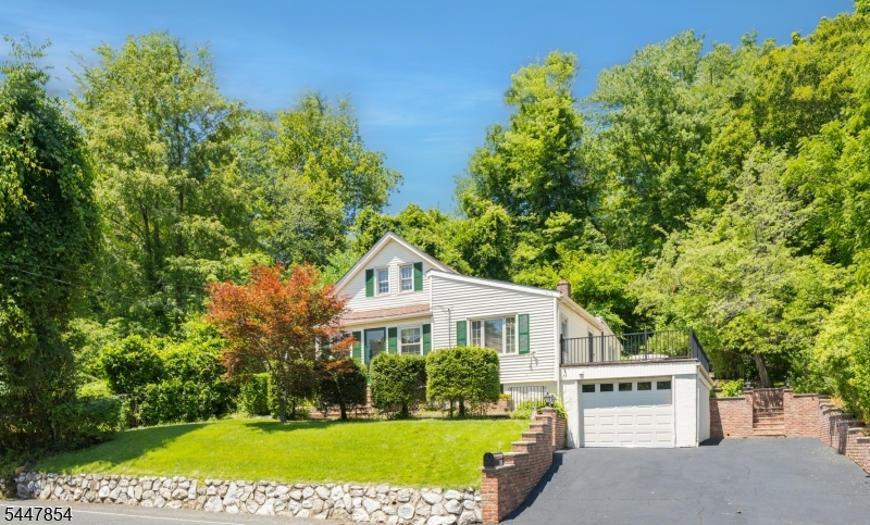 410 River Rd