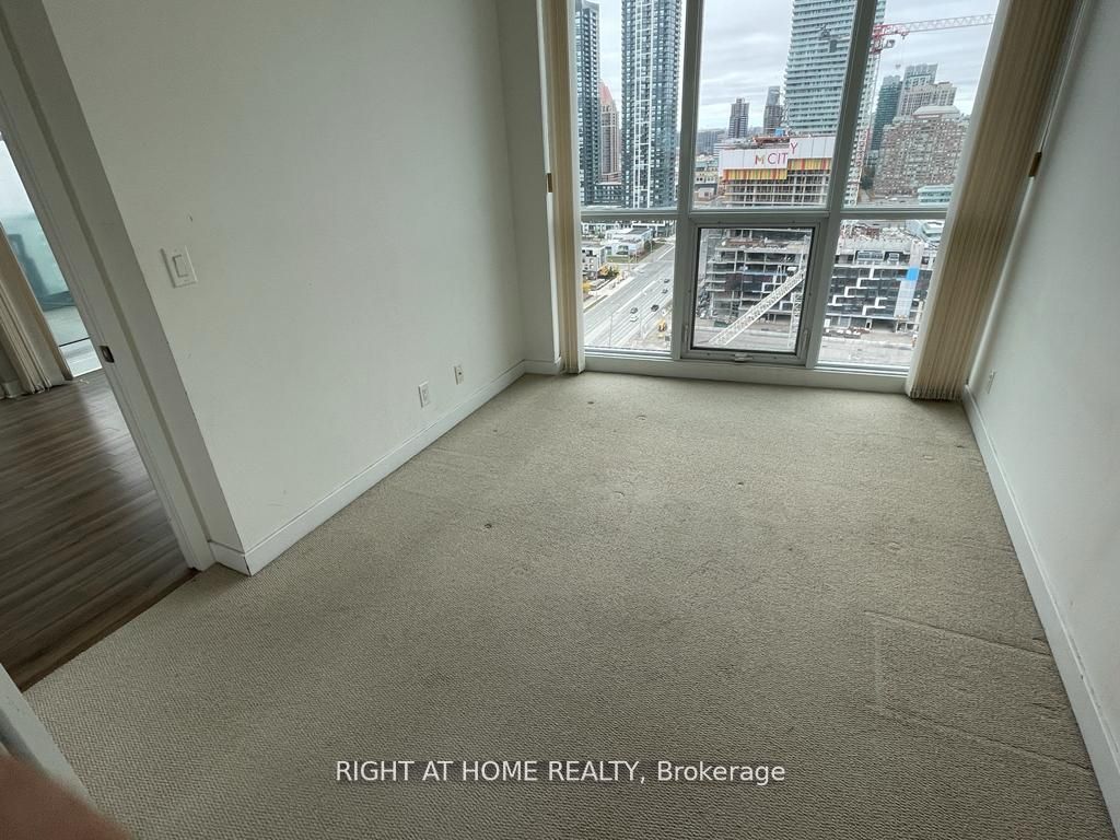 3985 Grand Park Circ 2001