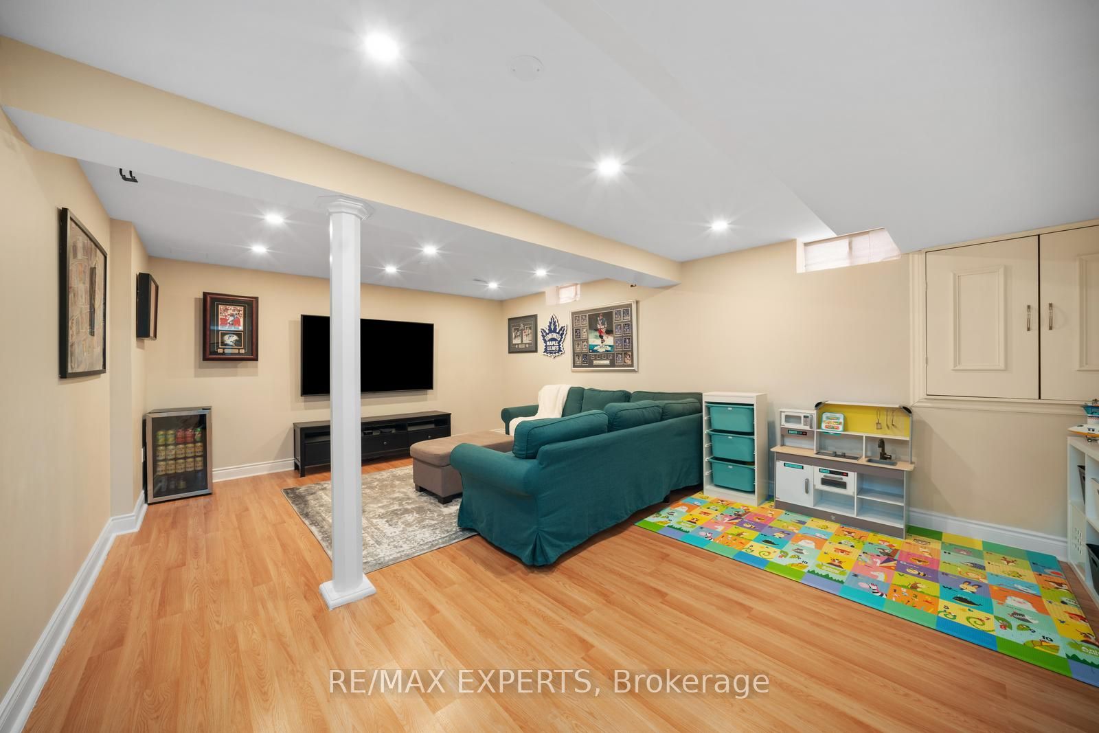 21 Terrastone Crt