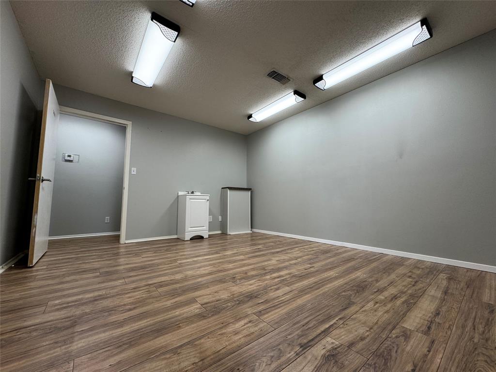 2775 NE Loop 286 Highway