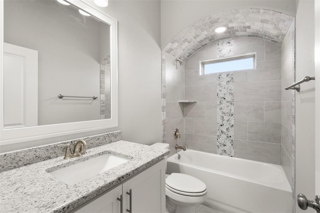 1312 Oleander Drive