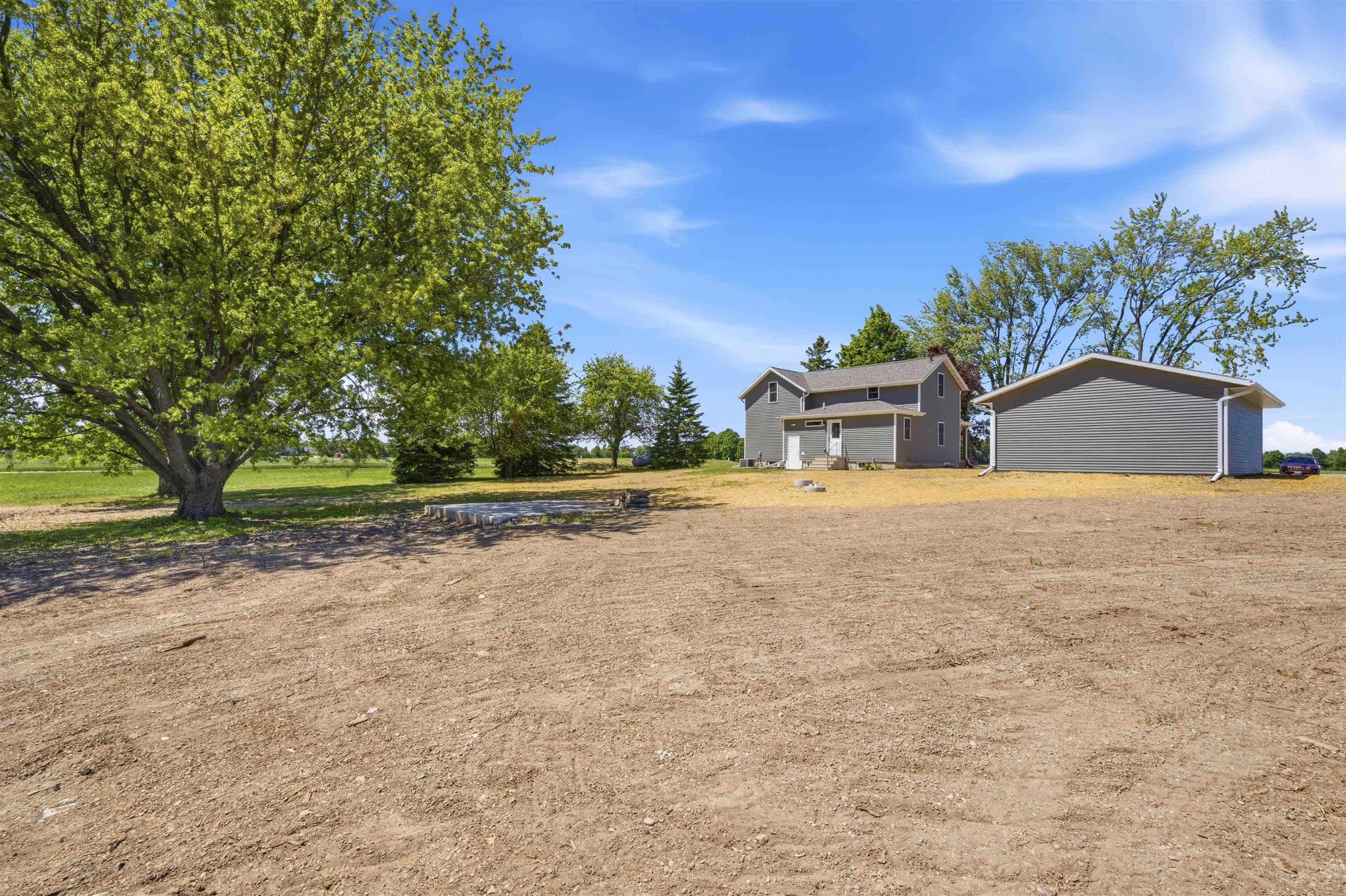 W3913 County E