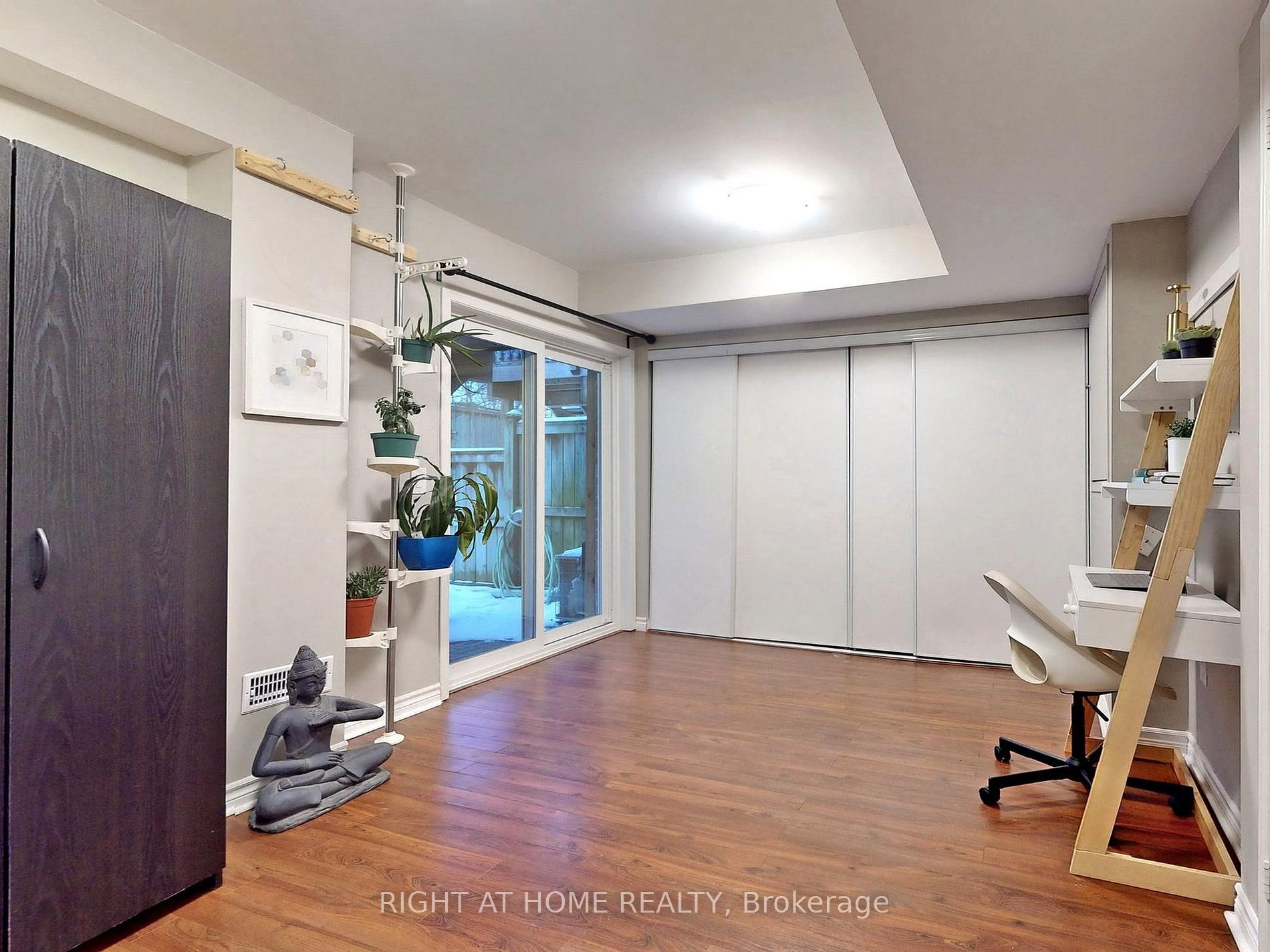 51 Northern Heights Dr 16B