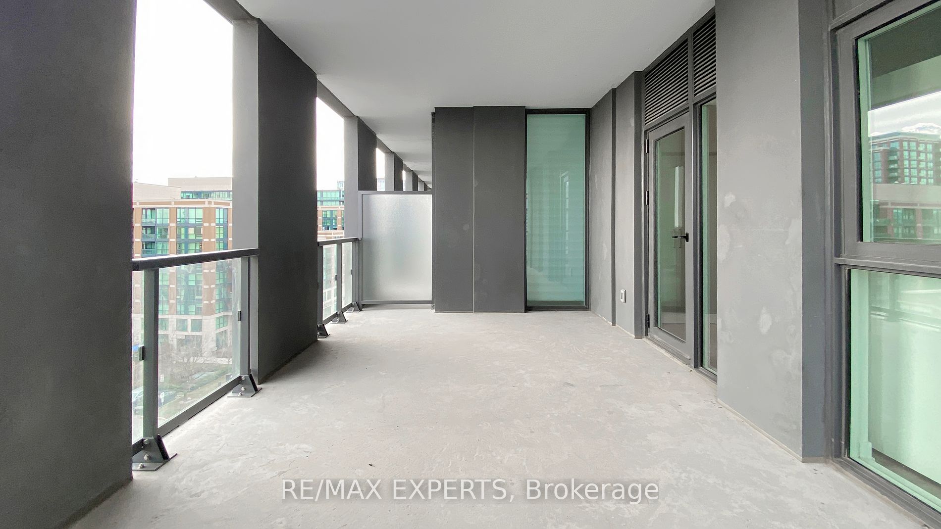 500 Wilson Ave 824