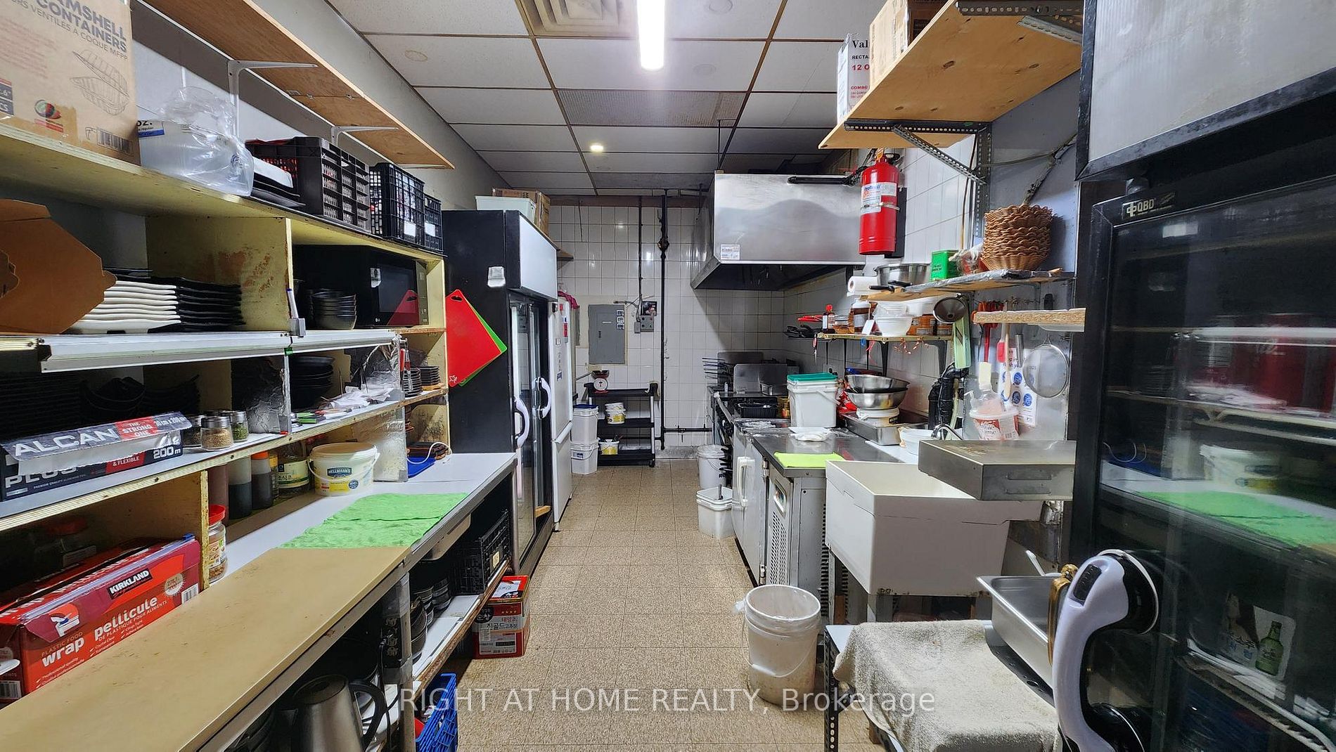 169 E Dundas St 7