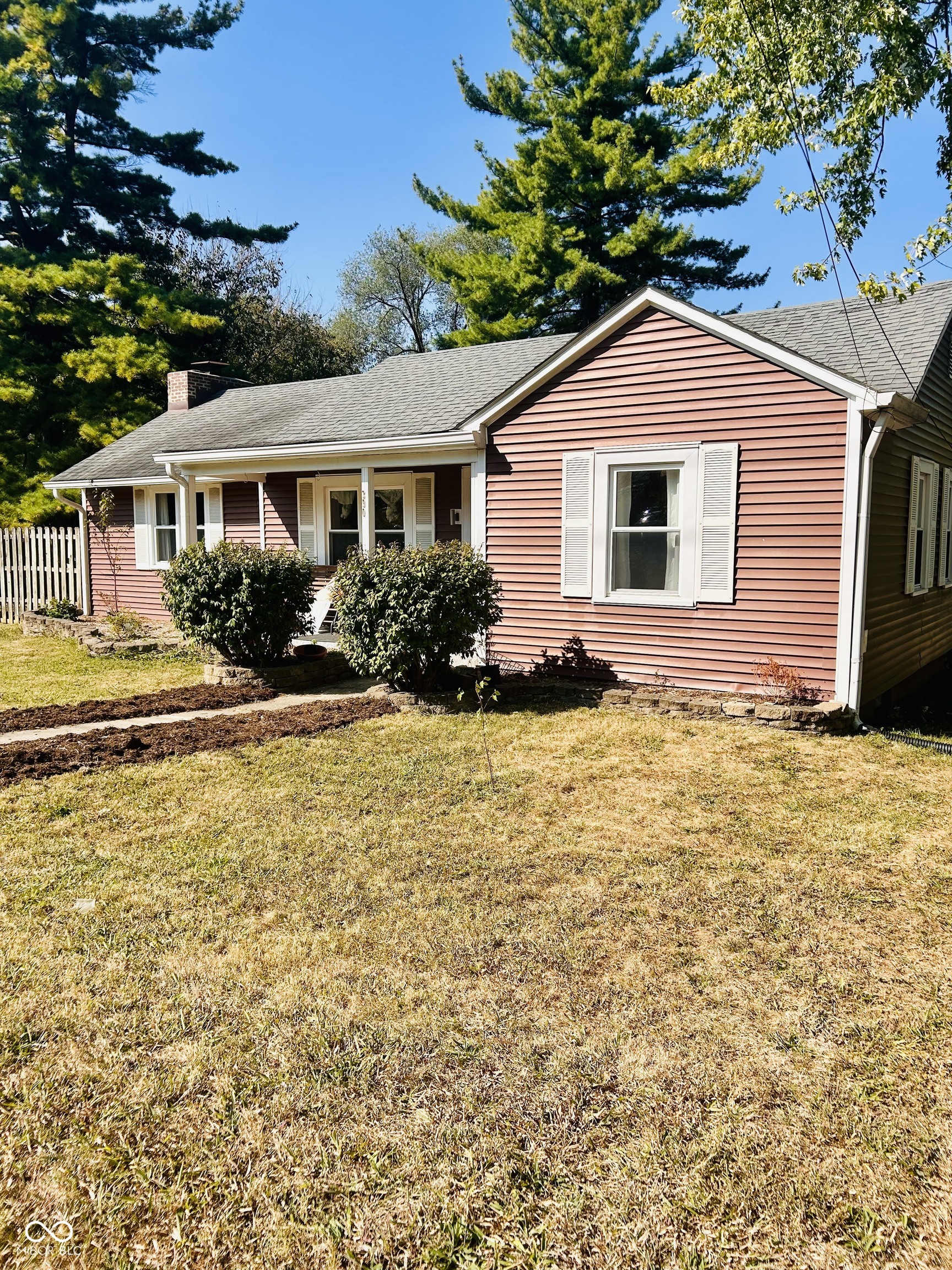 390 N Meridian Street