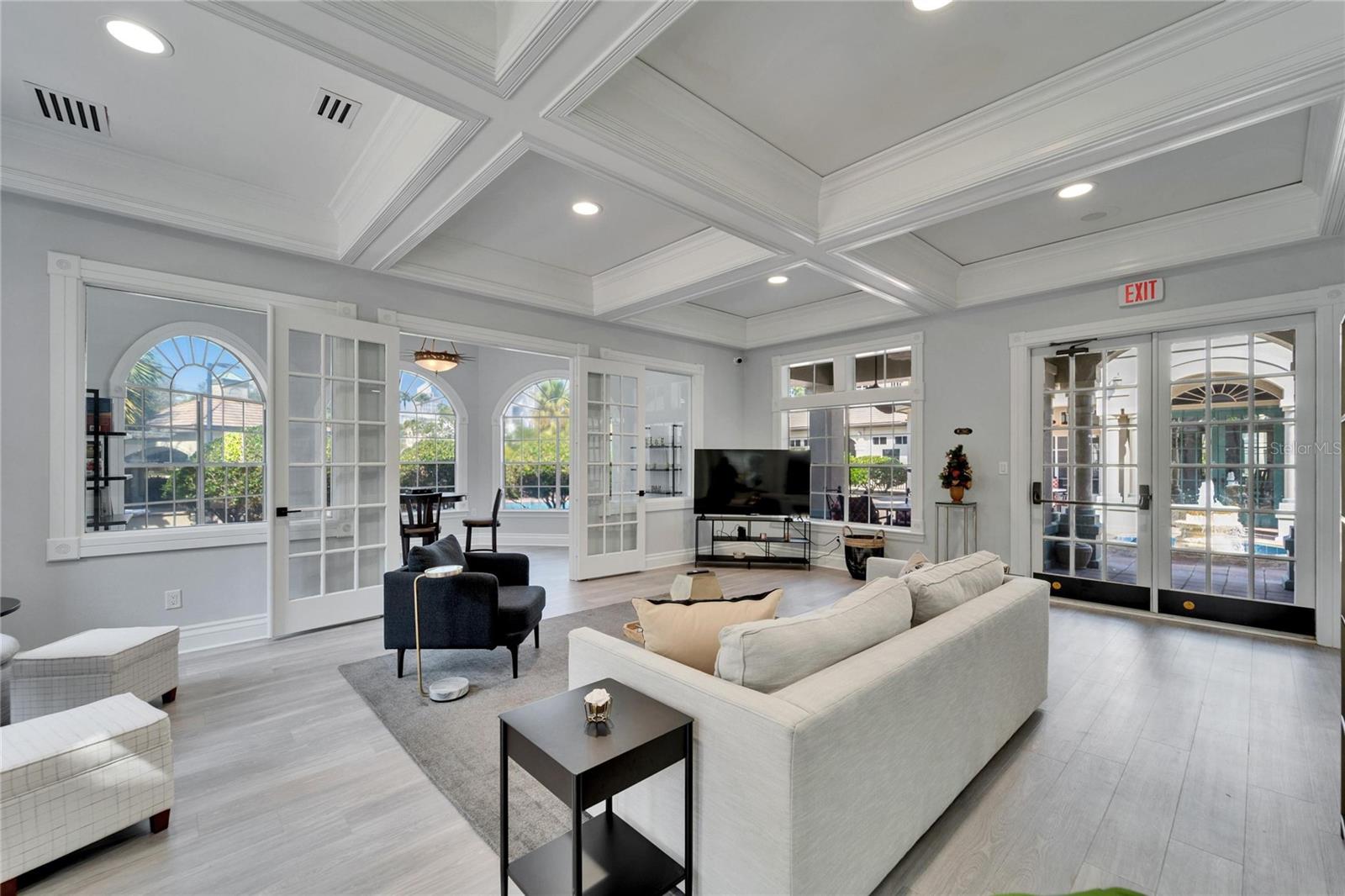615 Tropical Breeze Way