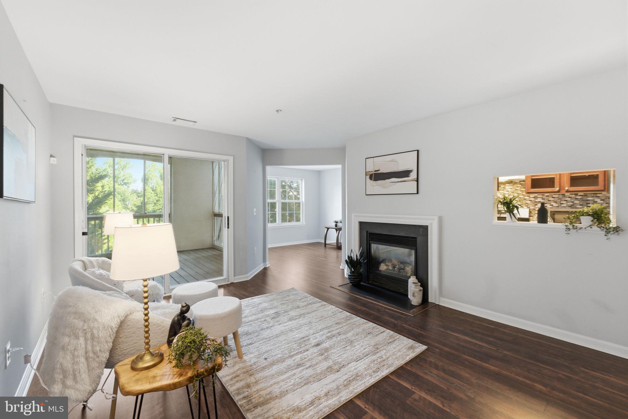 6510 Lake Park Drive 202