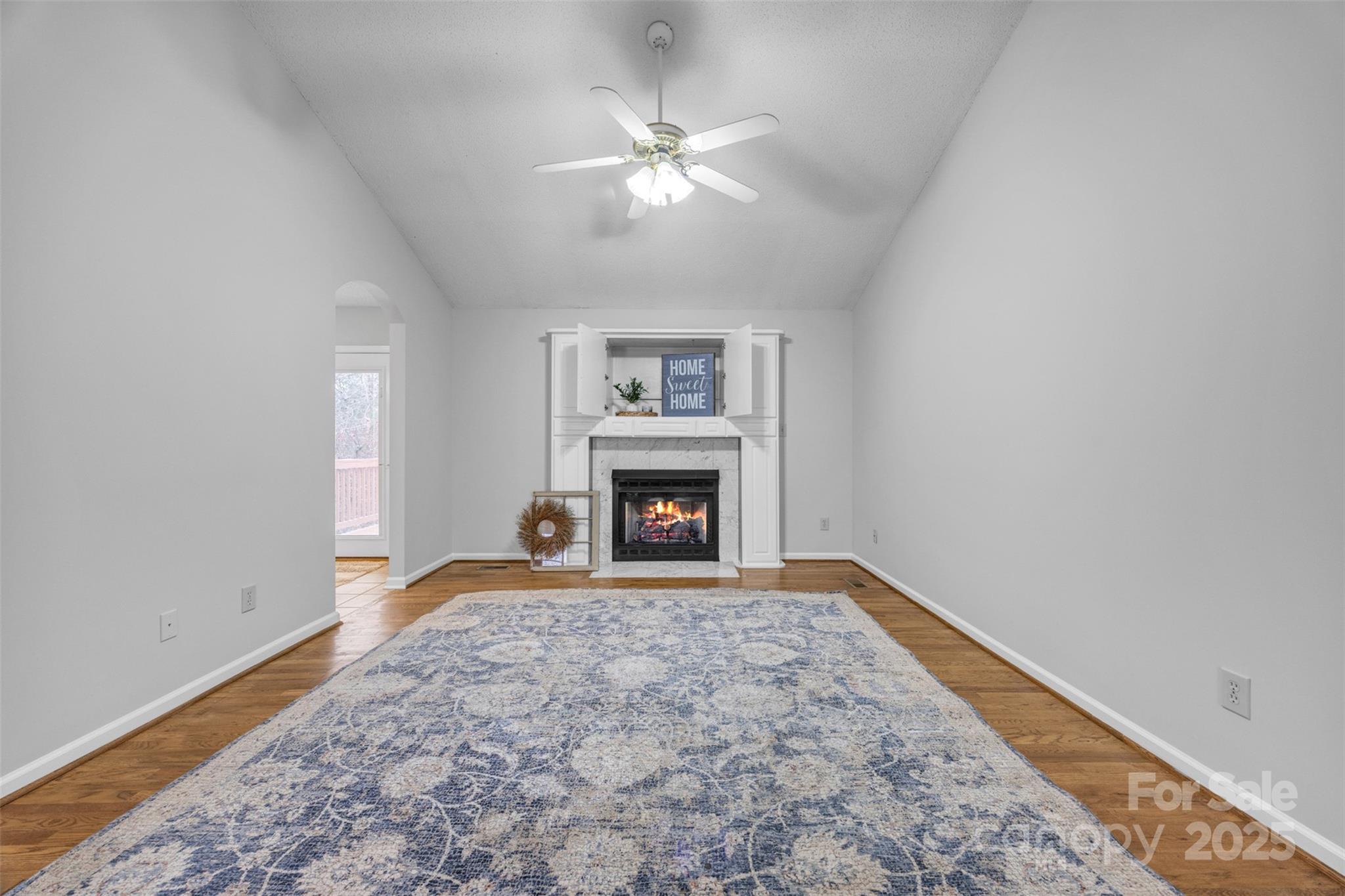 552 Meadowridge Drive