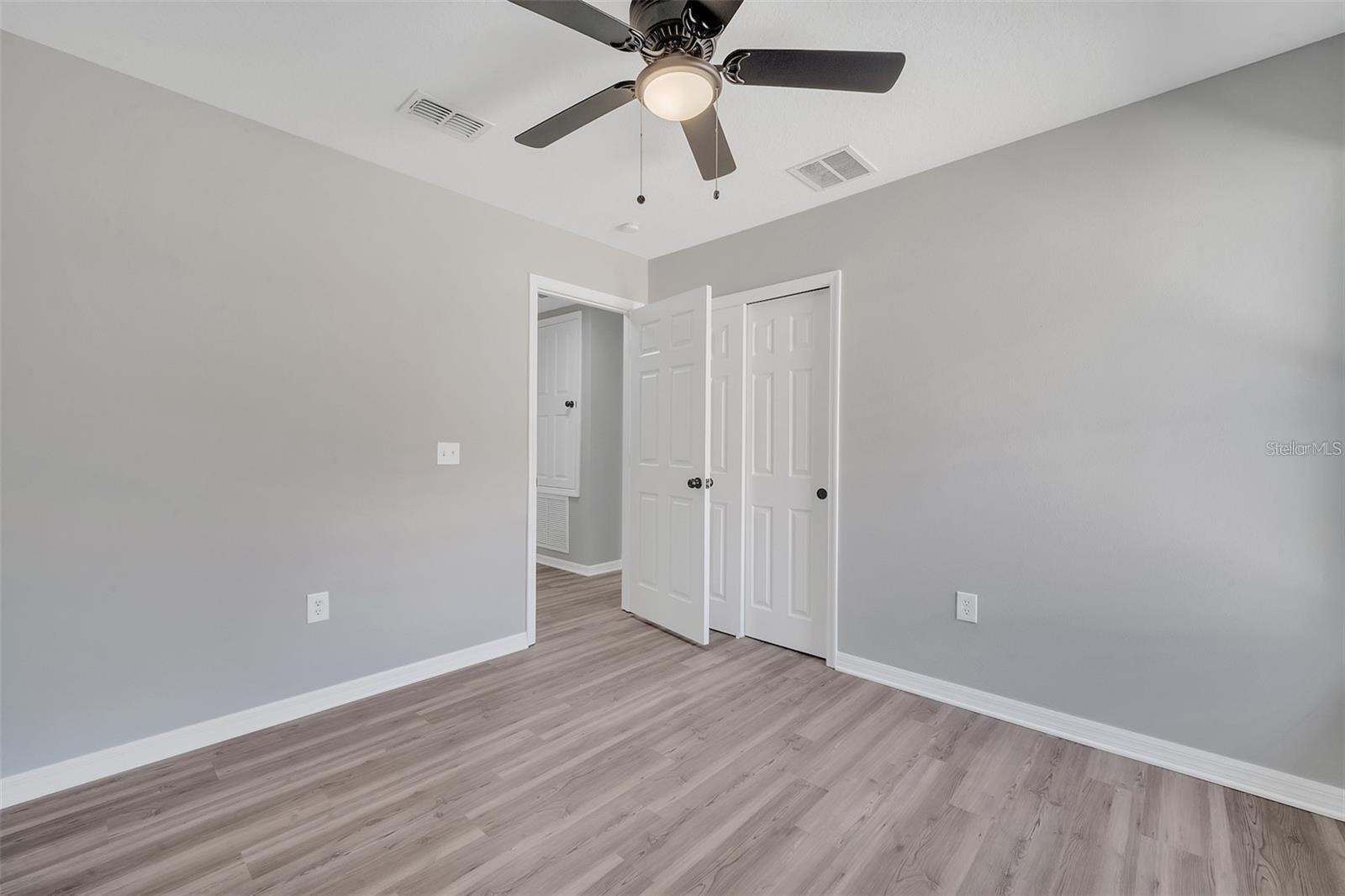 5262 Paradise Cay Circle 2