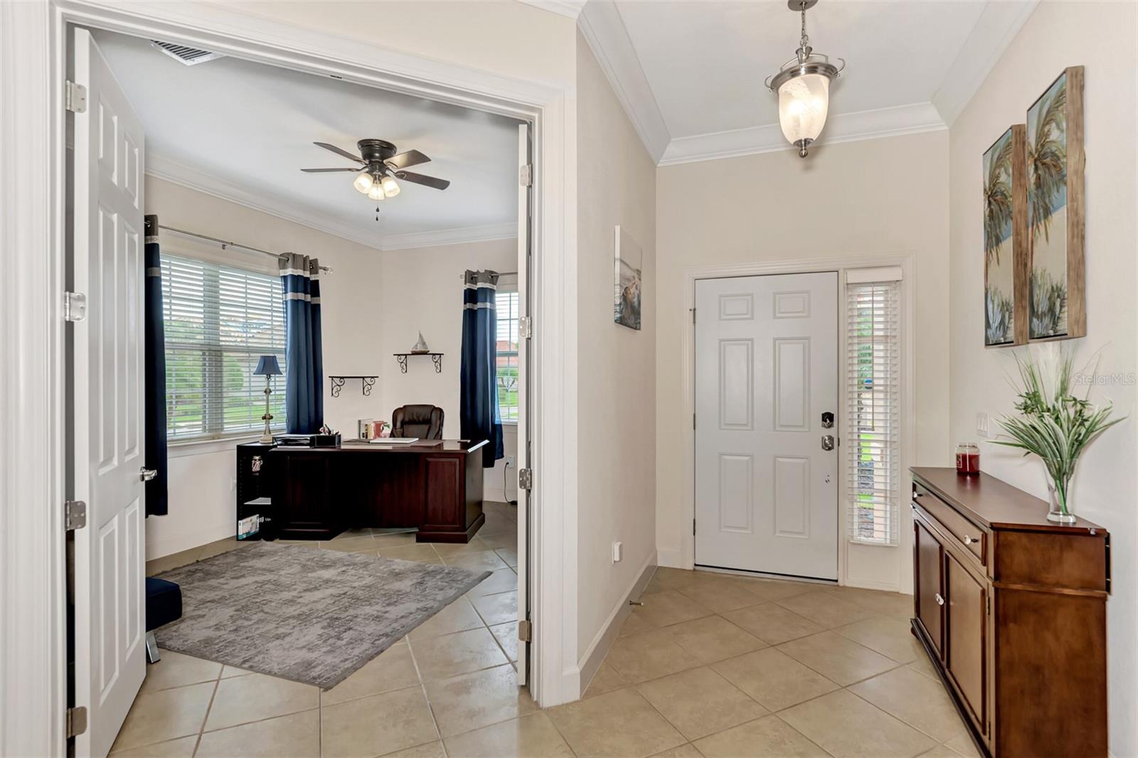 13104 Creekside Lane