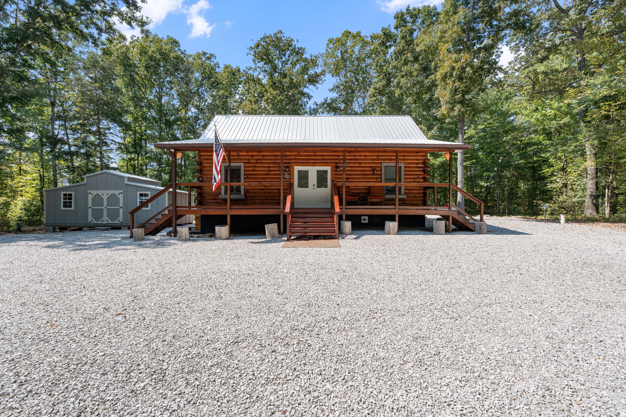 6095 Old Highway 13
