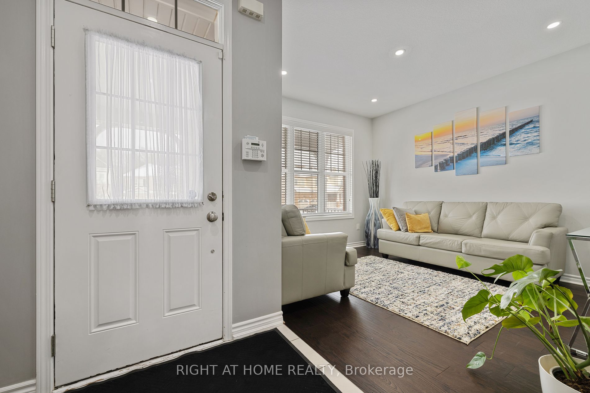 277 Seabrook Dr