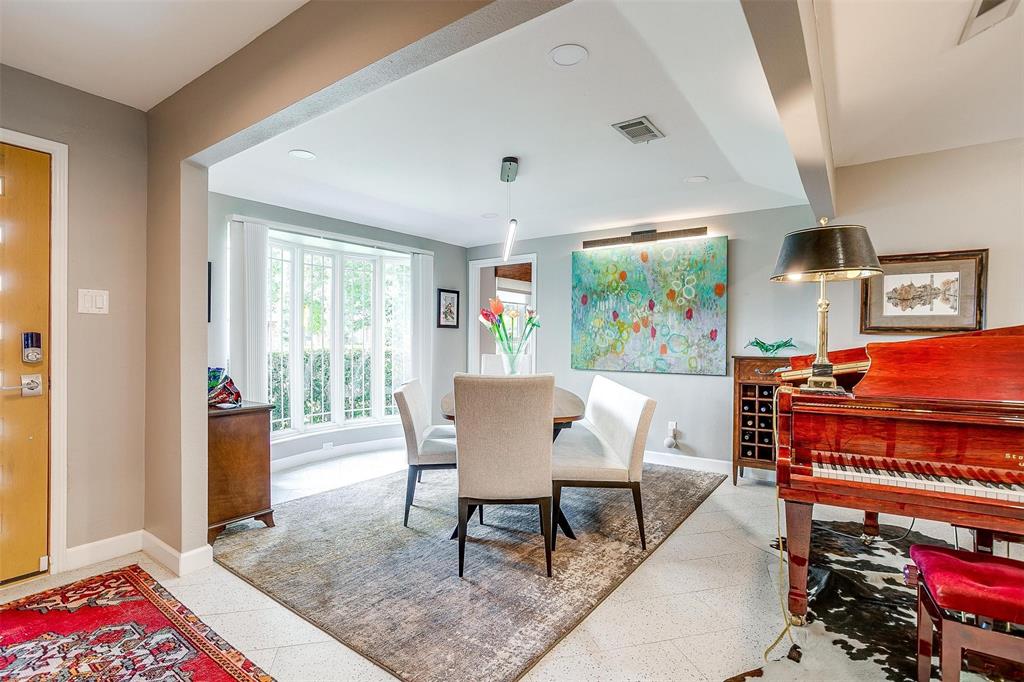 2321 Fountain Head Drive