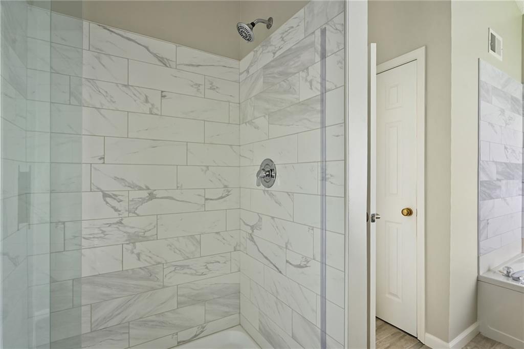 9201 N Charlotte Court