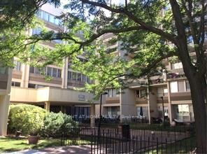 1300 Marlborough Crt 121