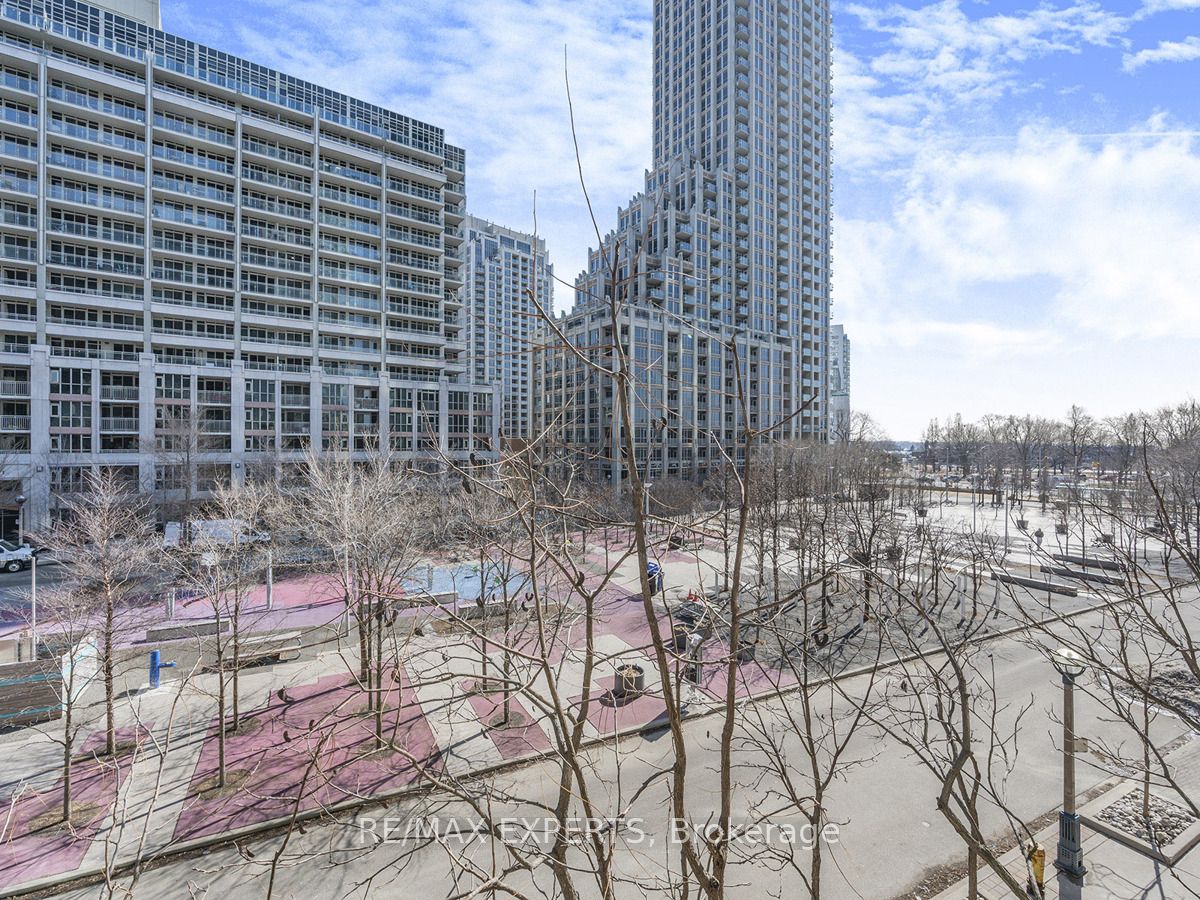 209 Fort York Blvd 379