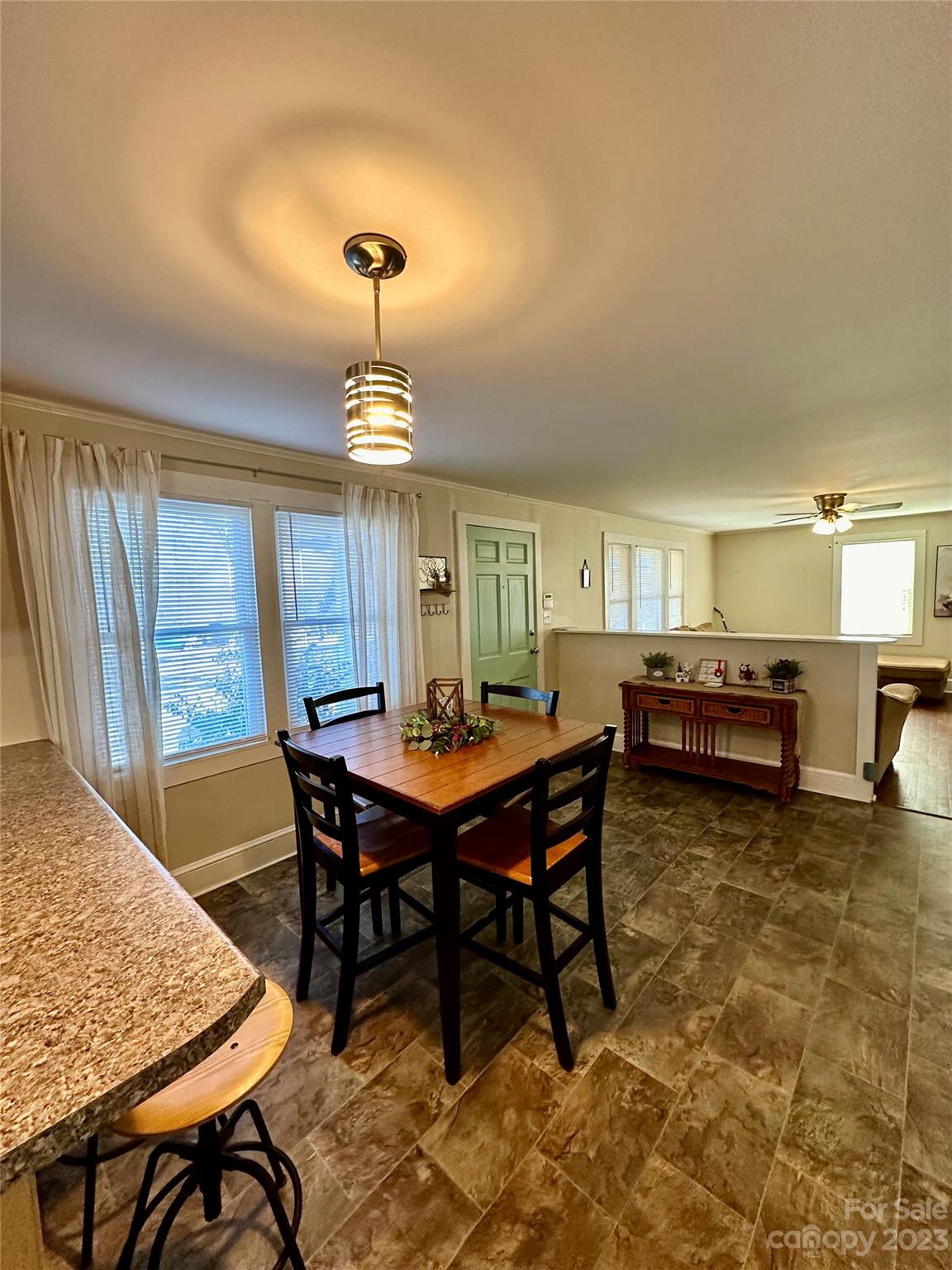 2736 Fairwood Drive