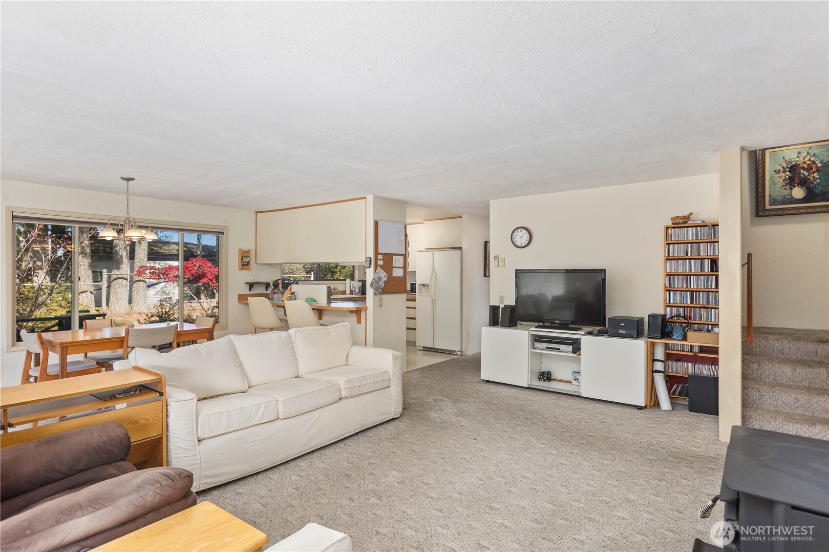 350 Olympic Drive E