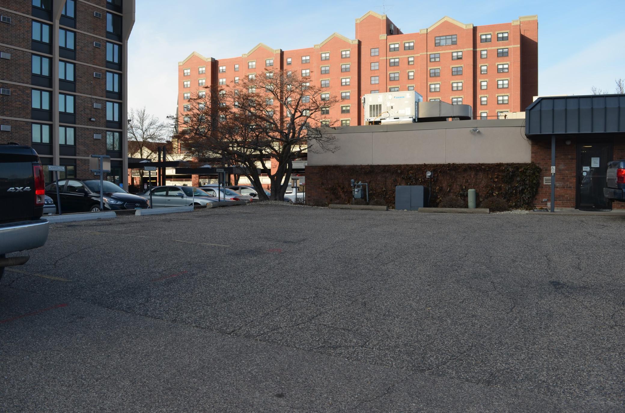 421 W 4th Street Unit 2