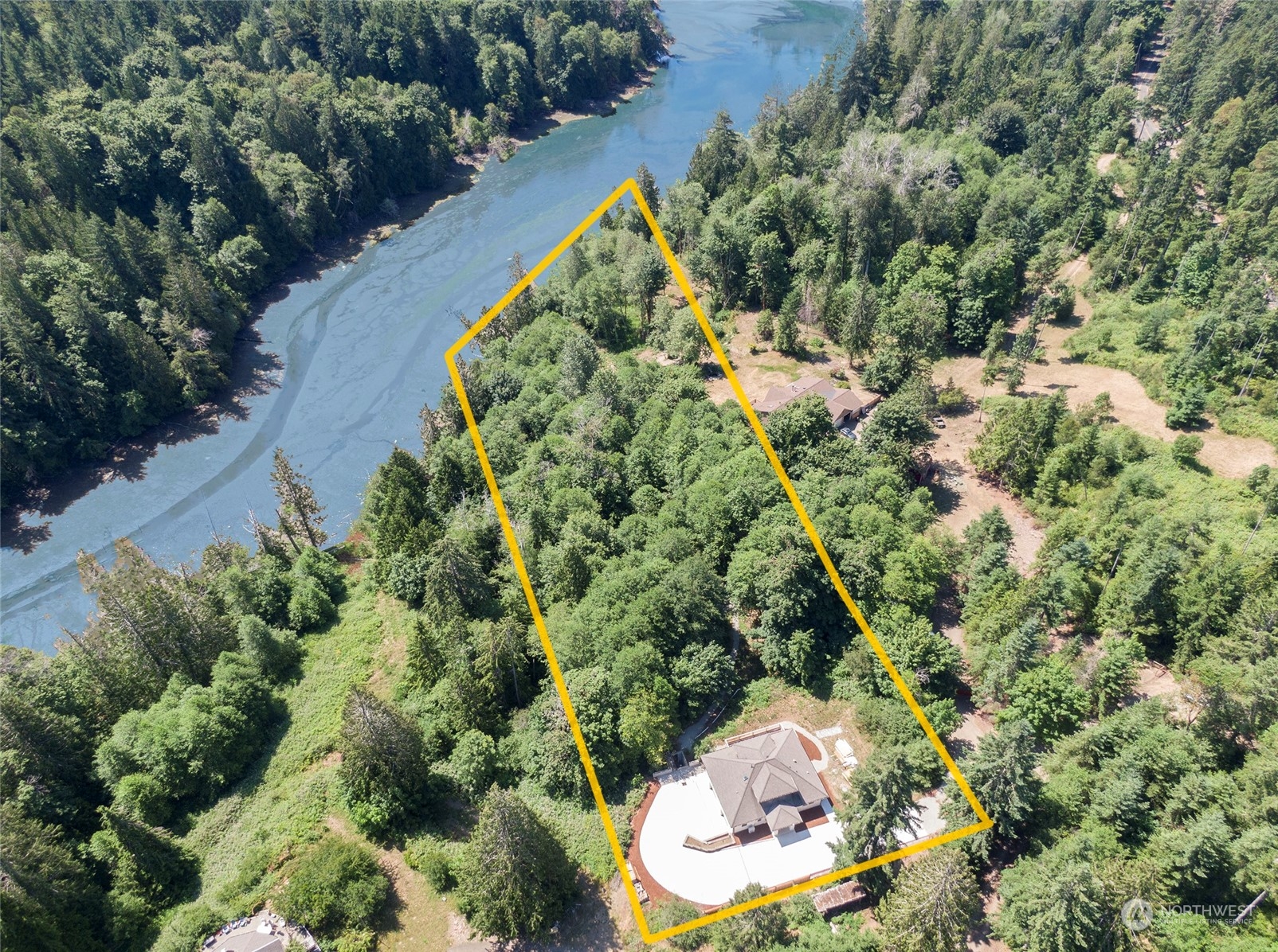 6319 Crescent Beach Road NW