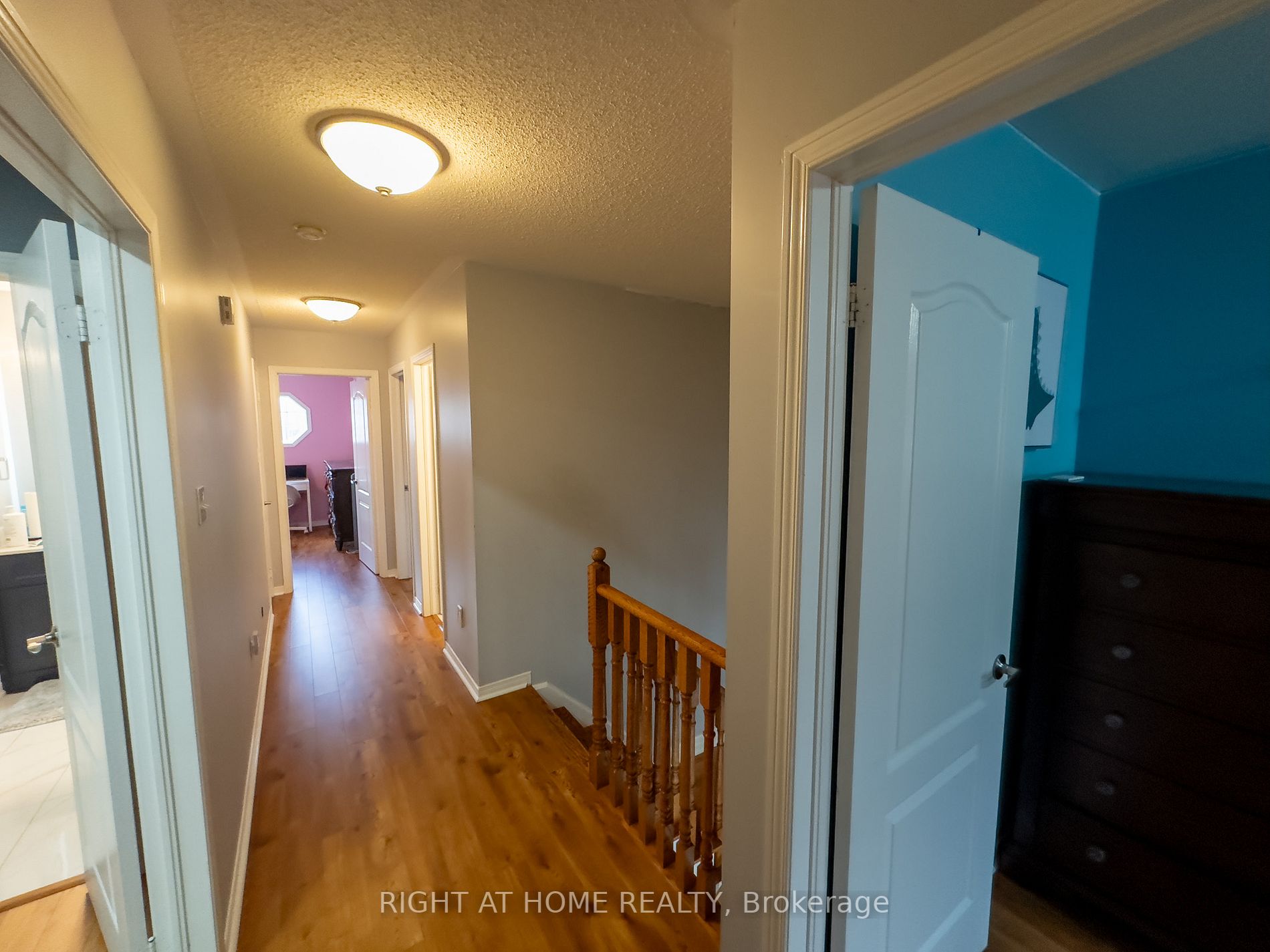 30 Pauline Cres 6