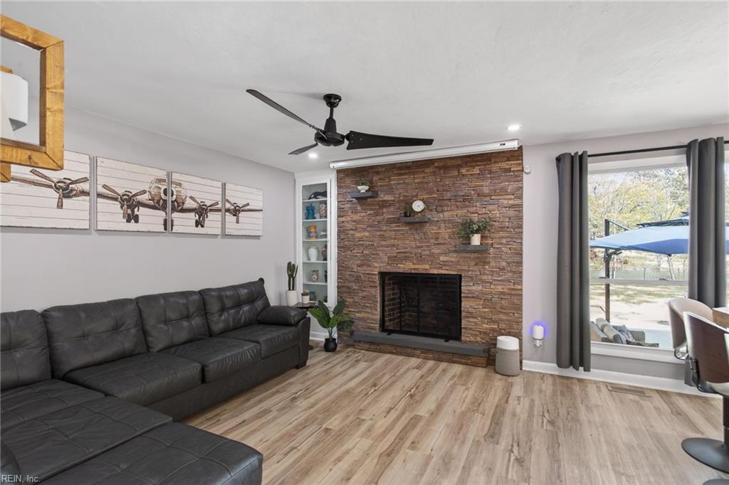 403 Holloway Drive