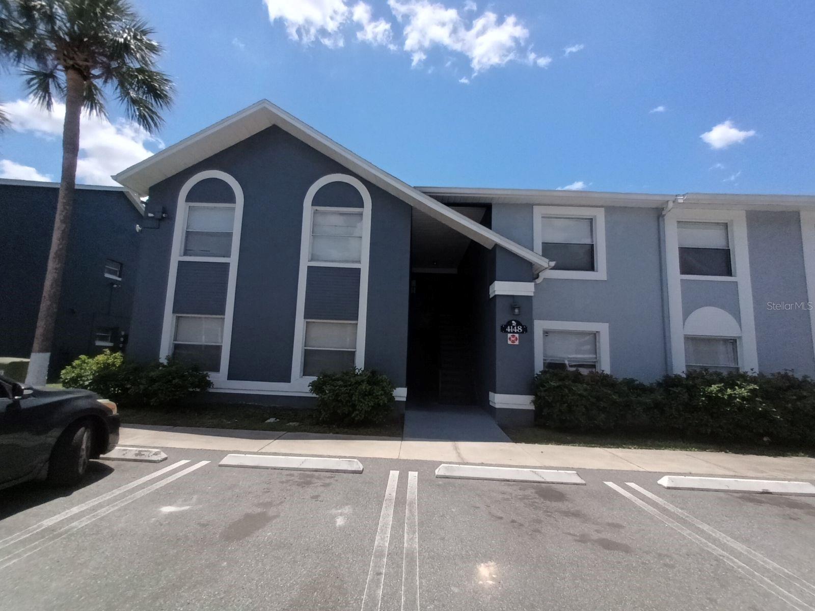 4148 Pershing Pointe Place 1