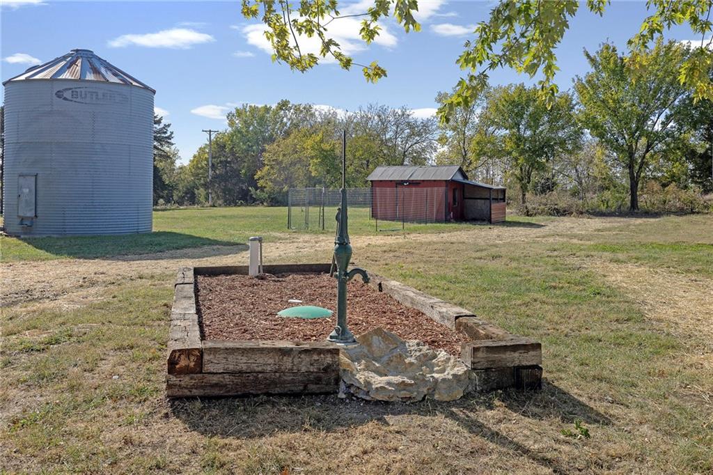 22244 NW 1400th Road