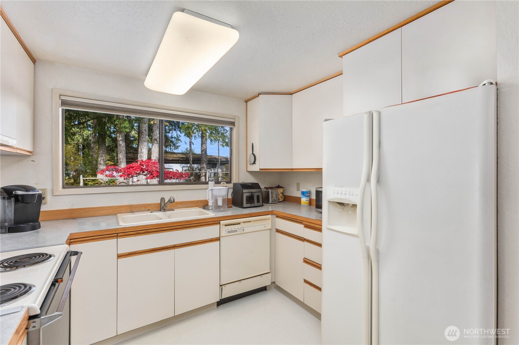 350 Olympic Drive E