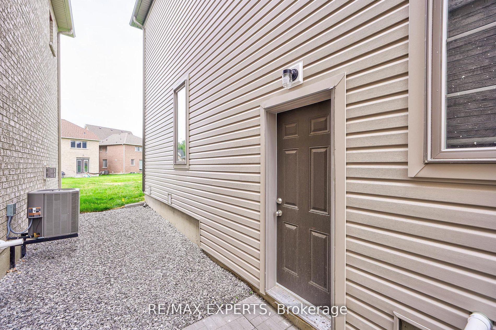 2498 Kentucky Derby Way