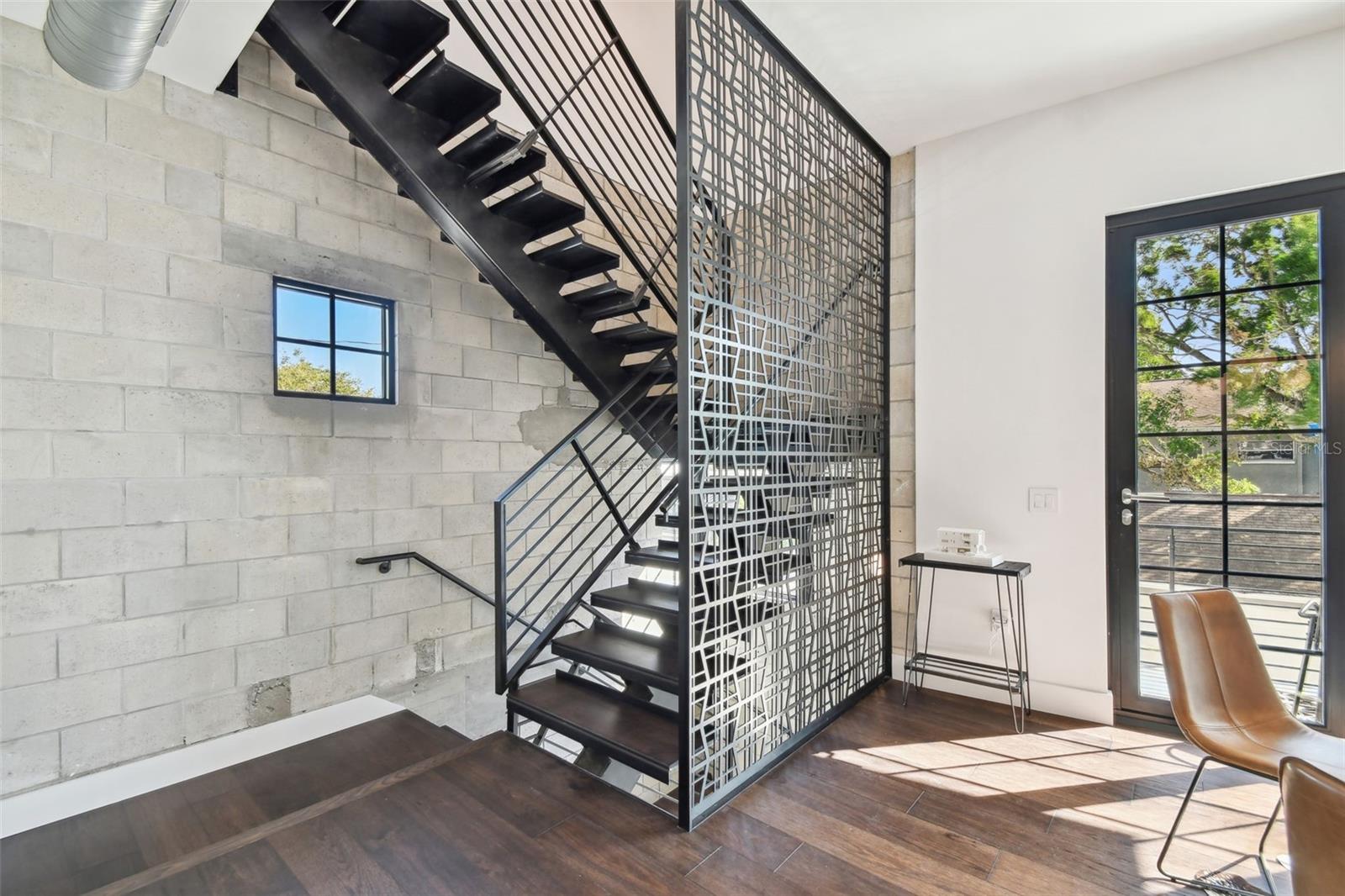 1312 W Azeele Street 1