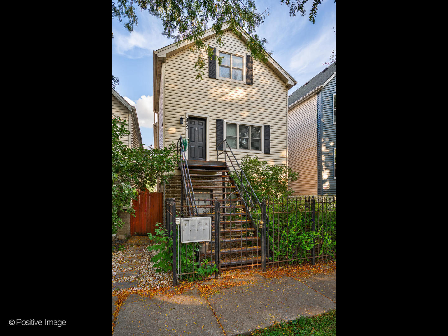 This bright and spacious 2 bed Avondale condo is close to it all! Tons of natural light throughout the entire home with ample windows and skylights. The living room features hardwood flooring which leads you into the spacious kitchen with endless amounts of counter space, an eat in area. Most appliances including HVAC and W/D are new within 6 years. Fantastic storage throughout every corner of this unit. Conveniently located within walking distance of numerous restaurants, coffee shops, breweries, shopping, the blue line, the highway. and so much more!