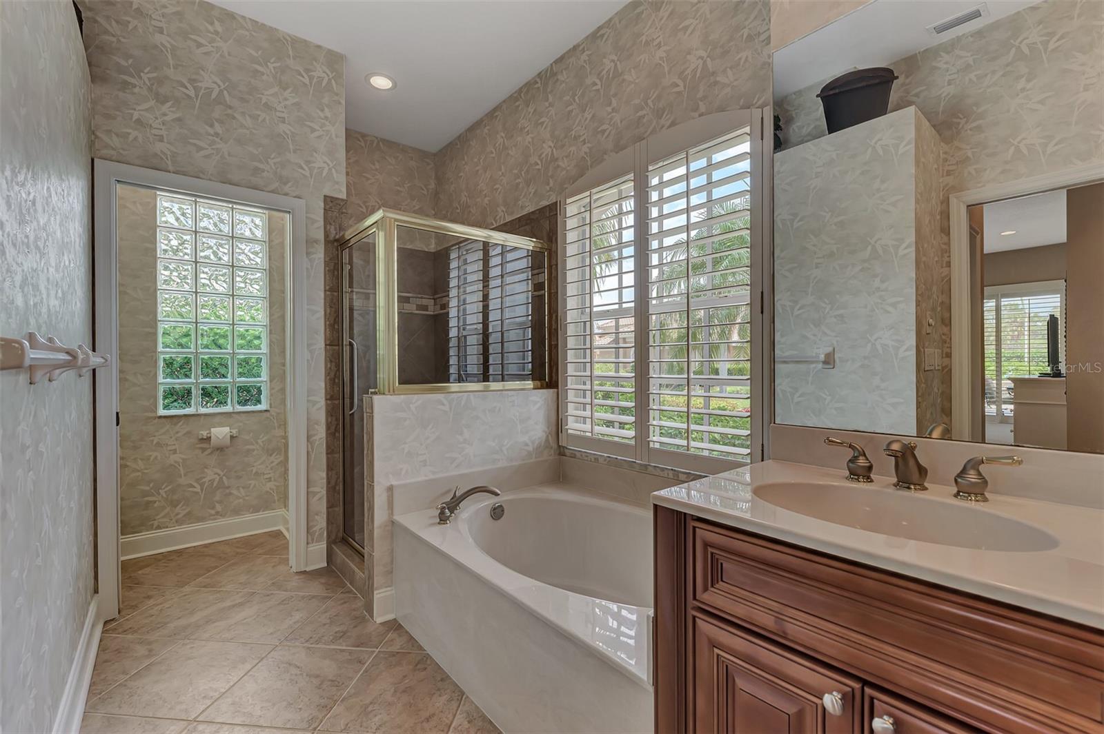 13760 Long Lake Lane