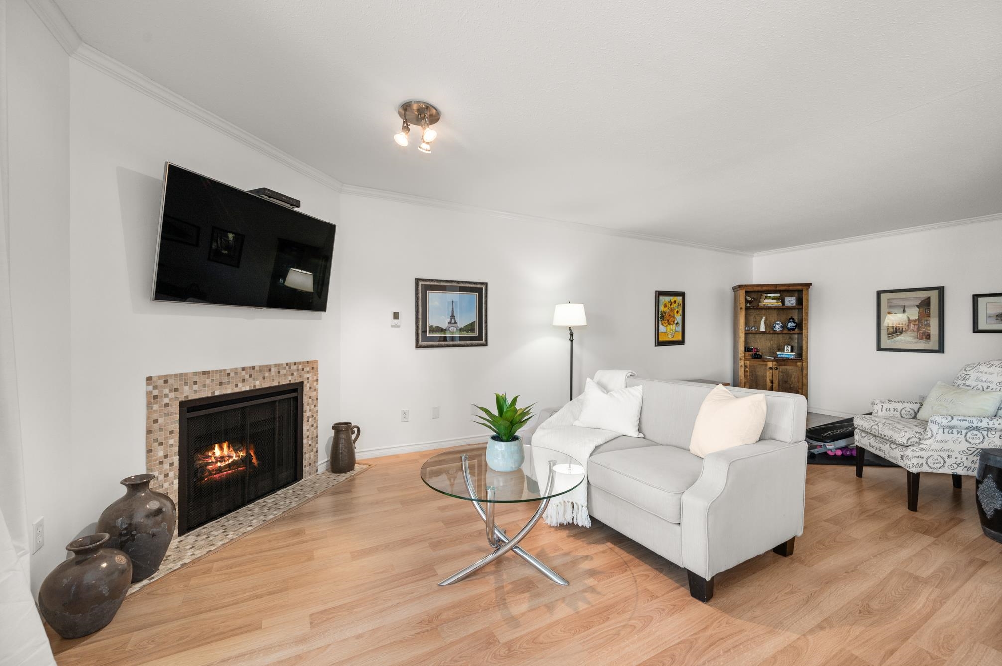 9295 122 Street 205