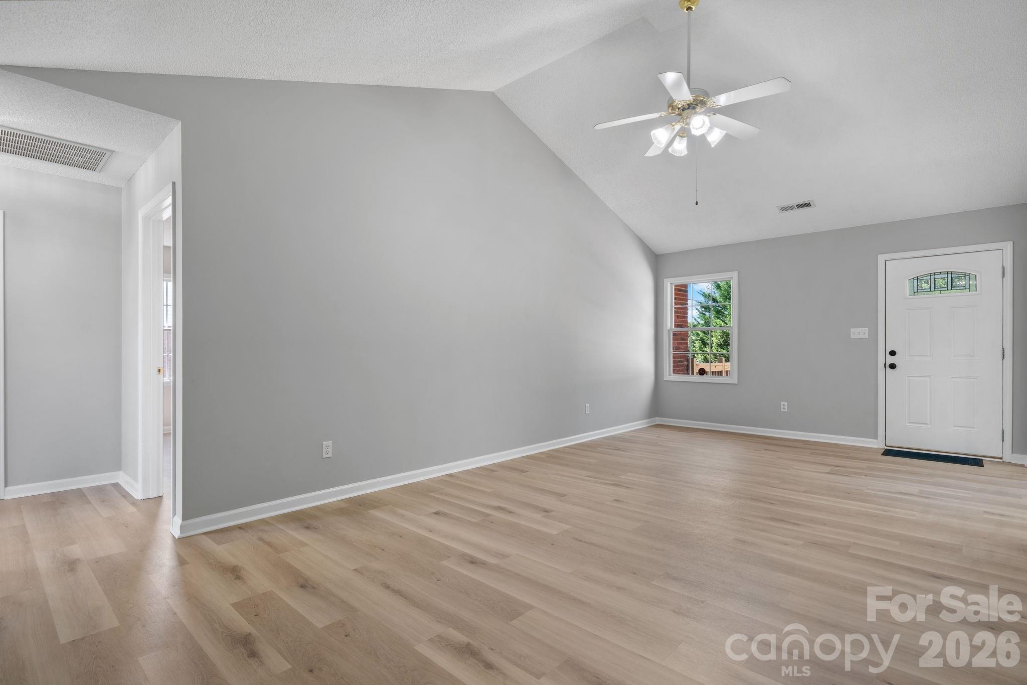 1420 Farmington Hills Drive