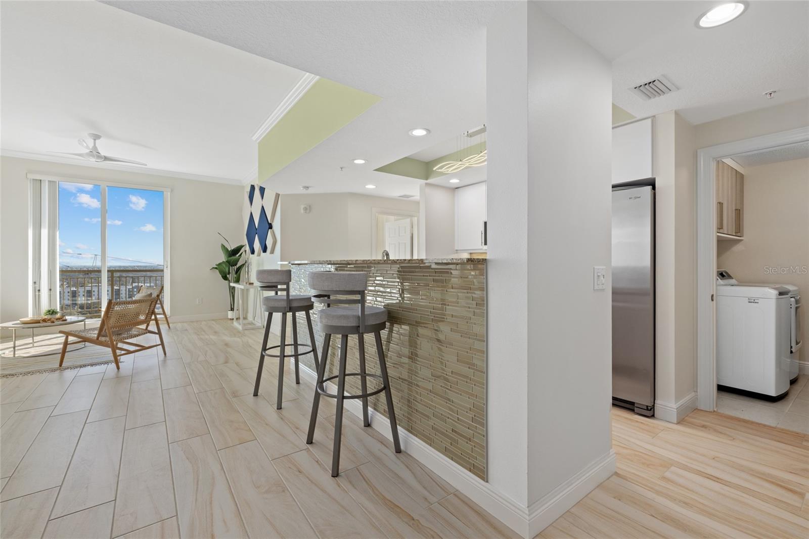 800 N Tamiami Trail 1512