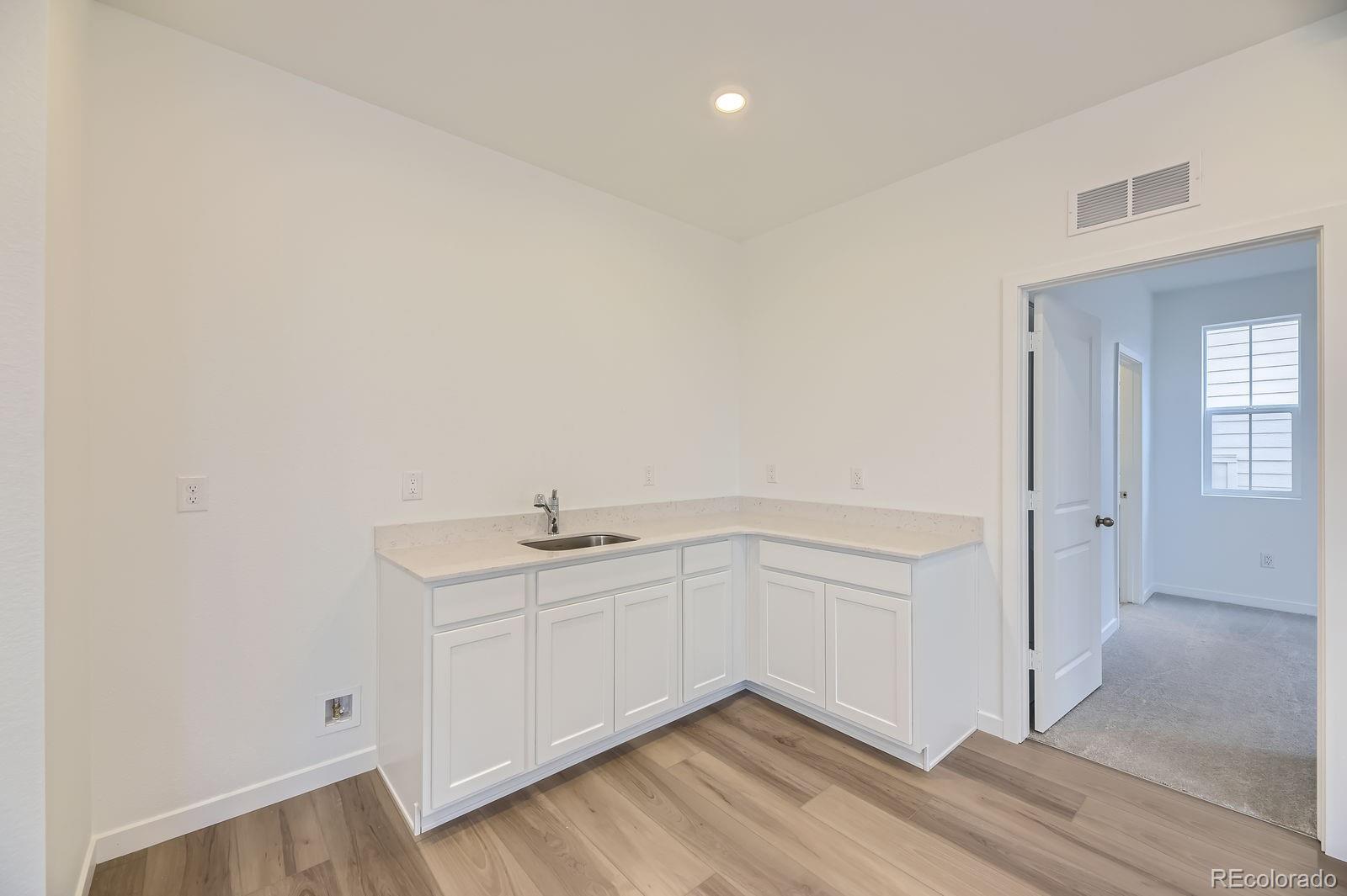 7321 Waterleaf Trail
