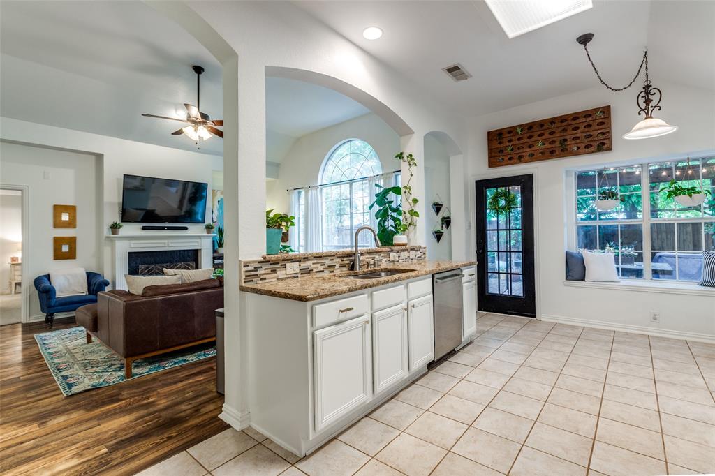 5000 Stonecrest Drive